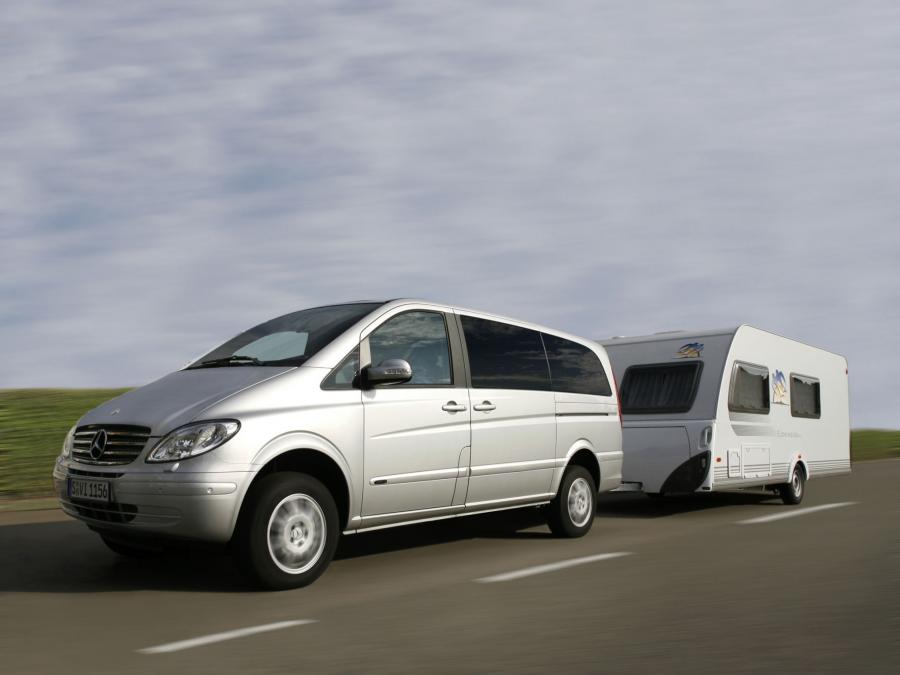  Mercedes-Benz Viano 4Matic 2003 года  (фото 10 из 13)